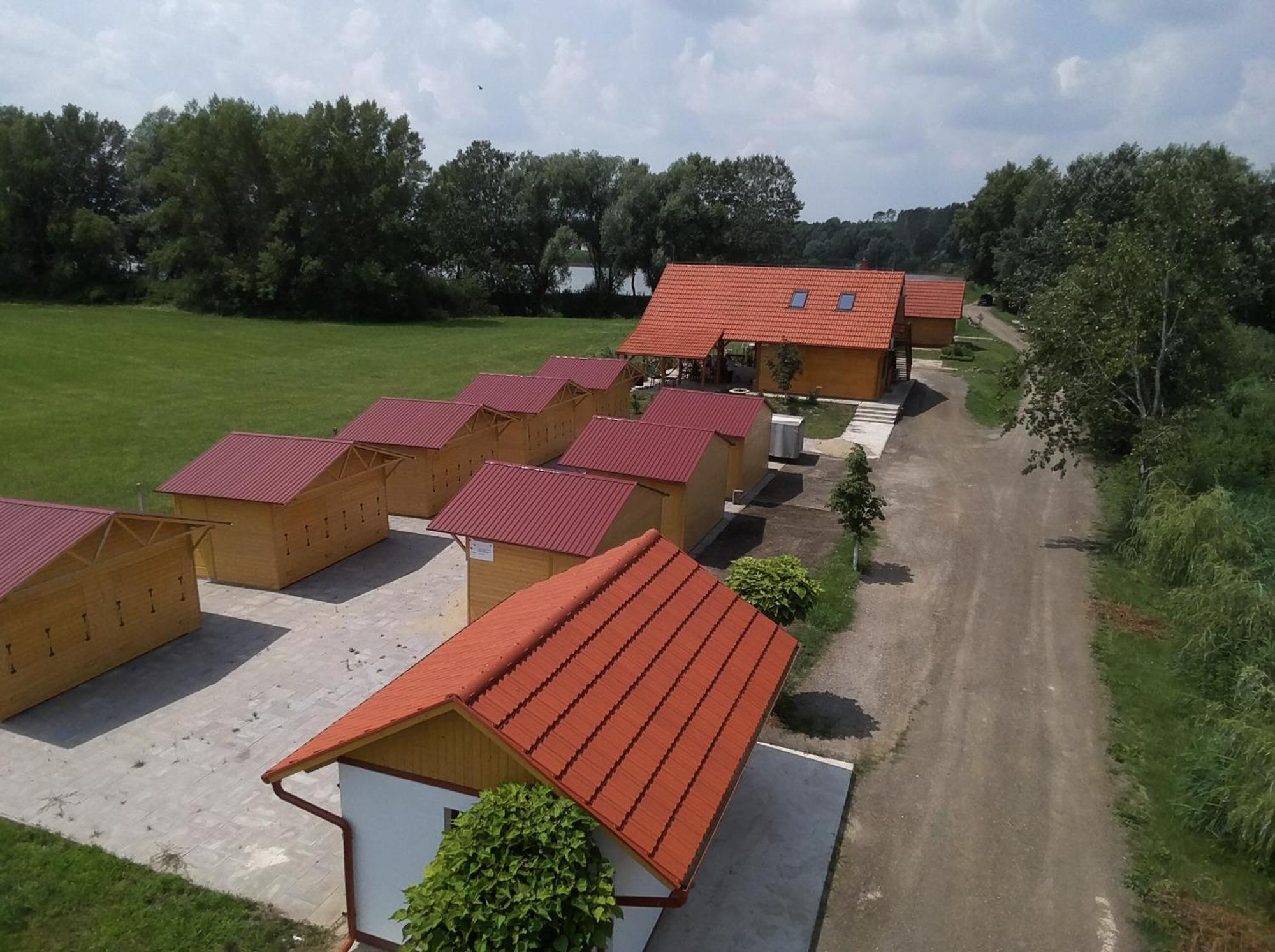 Tómajor Vendégházak Tiszaeszlar Extérieur photo
